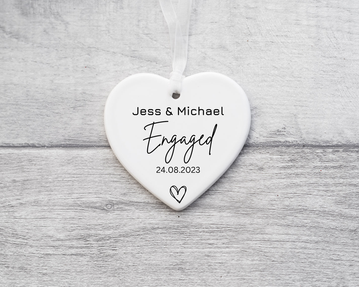 Unique personalised engagement heart ornament – ceramic keepsake gift for couples with names and date – Jess & Michael engaged 24.08.2023