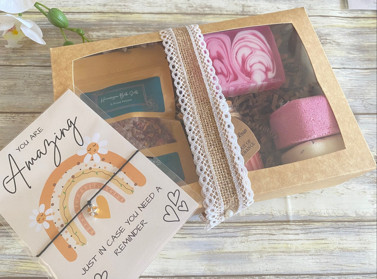 This Teacher pamper hamper includes bath salts, two shower steamers, a rose soap bar, a Midnight Rose candle and a 'You are Amazing' wish bracelet keepsake.