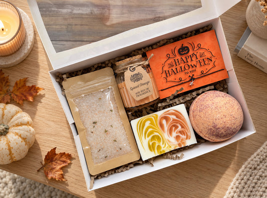 Treat someone special to a relaxing Halloween gift with this handmade pamper hamper for women. Filled with bath and body treats, it makes a thoughtful present for a friend, loved one or anyone who deserves some autumn self-care.